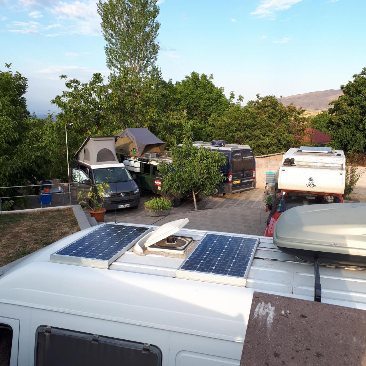 Camping 3 Gs Goght' Luaran gambar